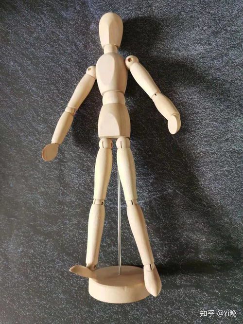 绘画人体人偶的艺术与技巧**  

