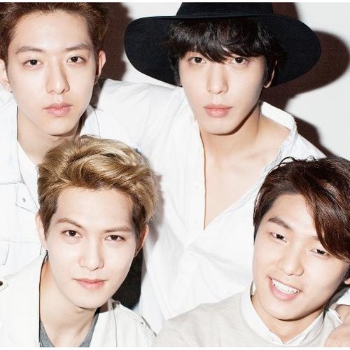 WHITE歌词-CNBLUE (씨엔블루)